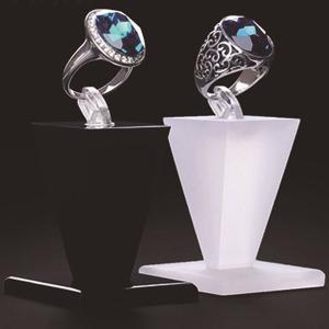 Conical acrylic diamond ring display stand display