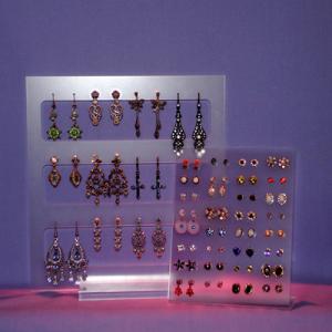 Top acrylic jewelry display